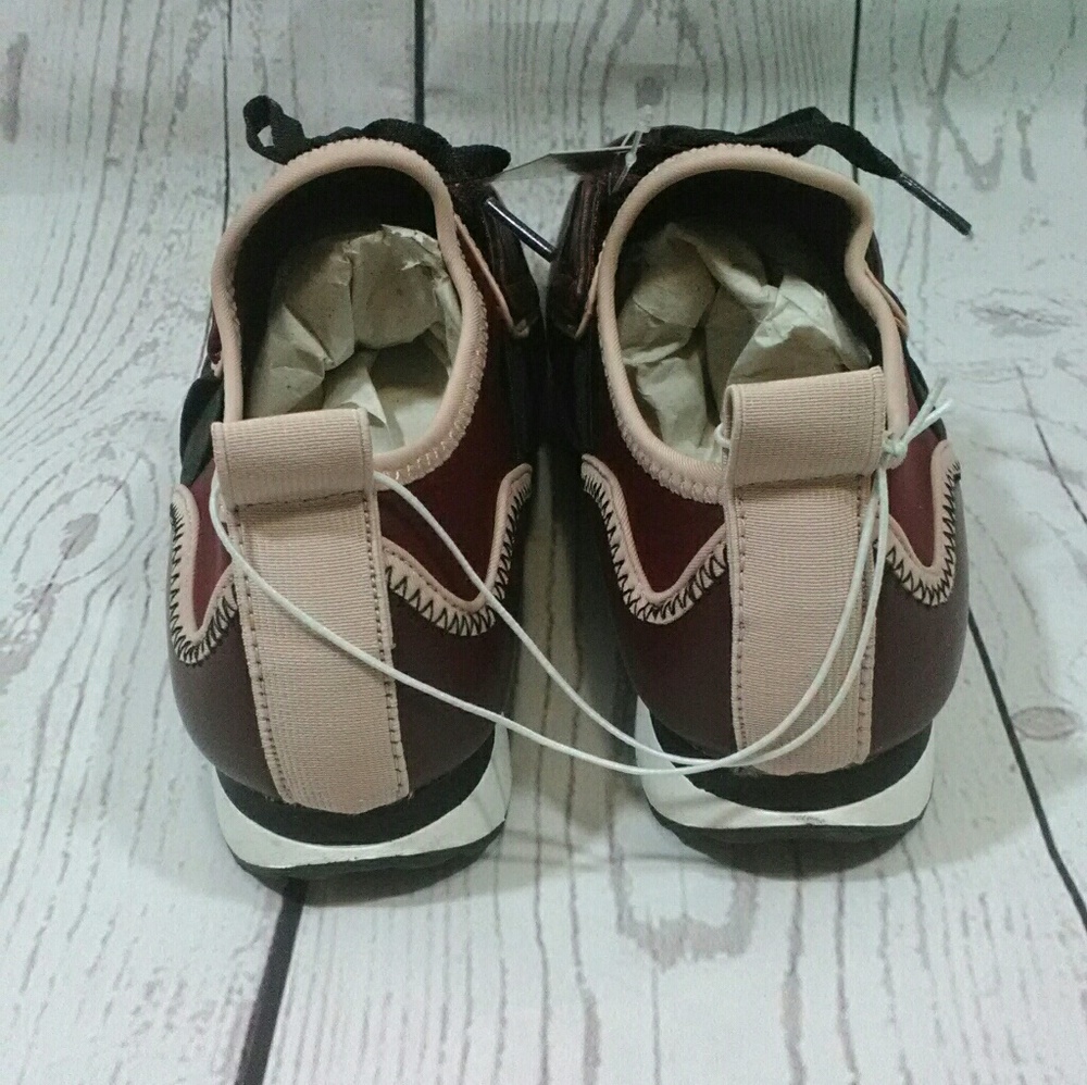 A New Day Deena Burgandy pull on shoes sneakers - Picture 6 of 8